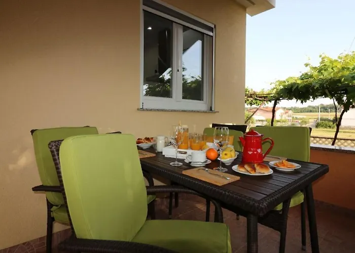 Nyaraló Melisa 8 By Interhome *