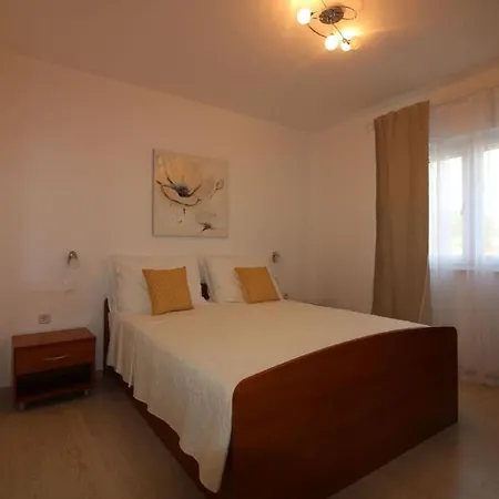 Melisa 8 By Interhome *